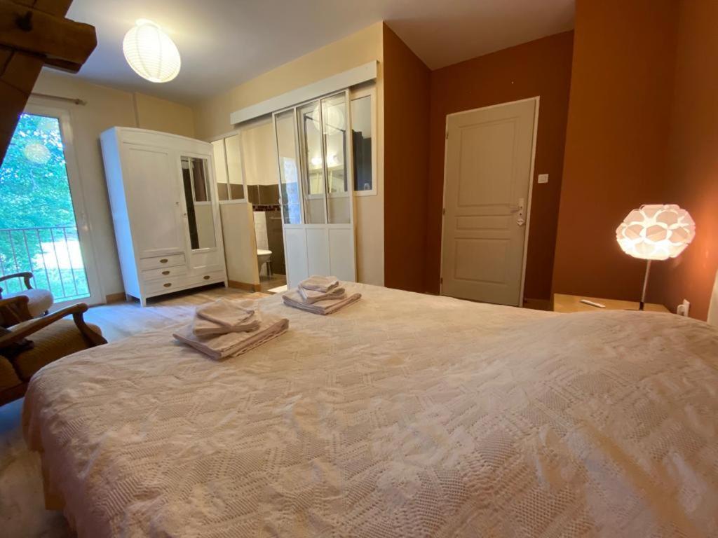 Chambres D'Hotes De La Grande Combe Mauzac-et-Grand-Castang ภายนอก รูปภาพ